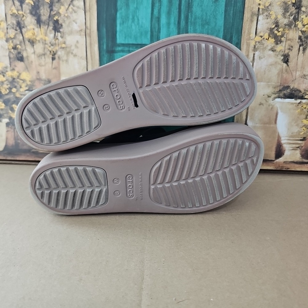 Crocs Brooklyn Low Wedge Sandal Size 9 Black / Mushroom Tan Platform - Picture 7 of 8